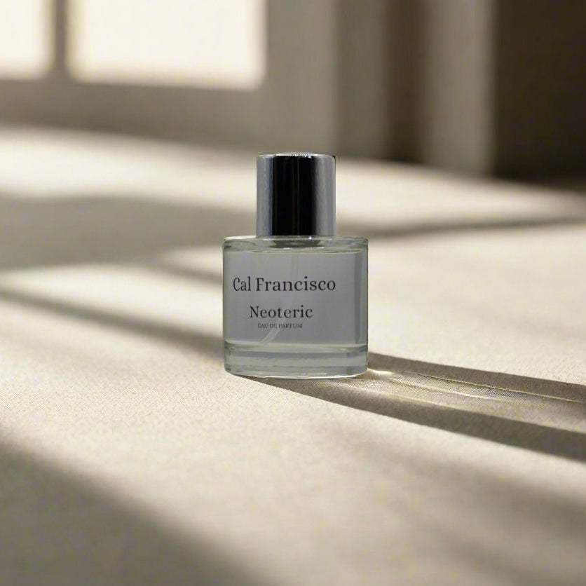 Neoteric Eau de Parfum bottle design – clean, elegant cologne aesthetic